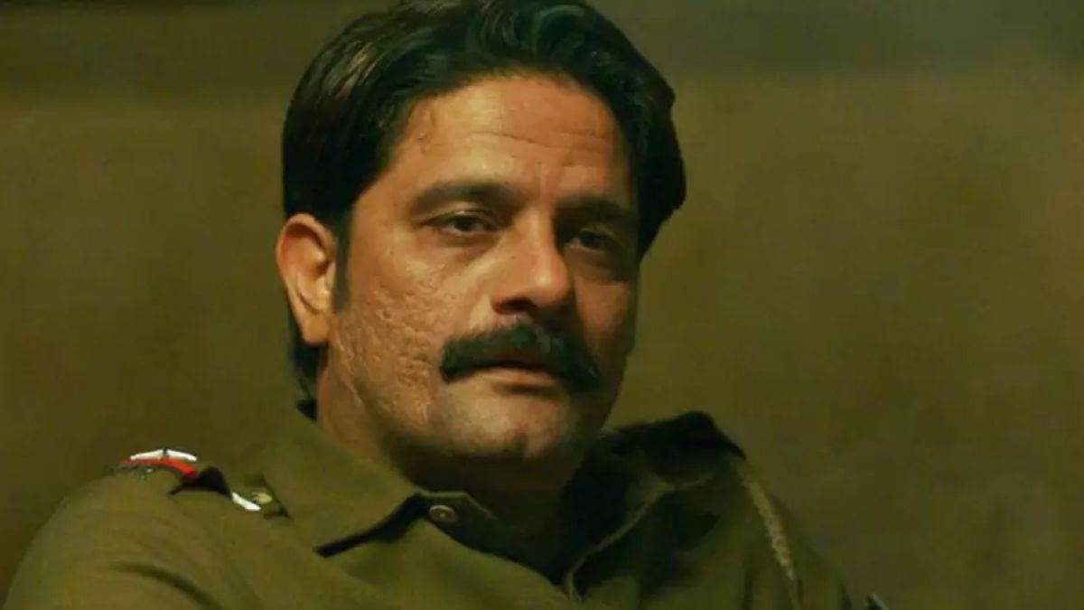 https://www.jagranimages.com/images/newimg/08022025/08_02_2025-jaideep_4_23880981.jpg