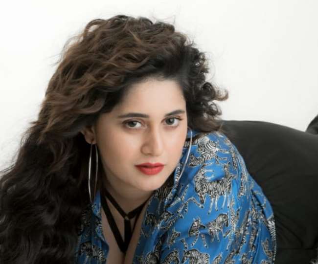 https://www.jagranimages.com/images/newimg/08032021/08_03_2021-alisakhandelhi_21440199.jpg