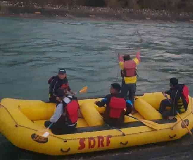 चीला नहर में डूबे दिल्ली के दो युवक, ऋषिकेश घूमने आए थे चार युवक - Delhi  two youths drowned in chila canal at Rishikesh