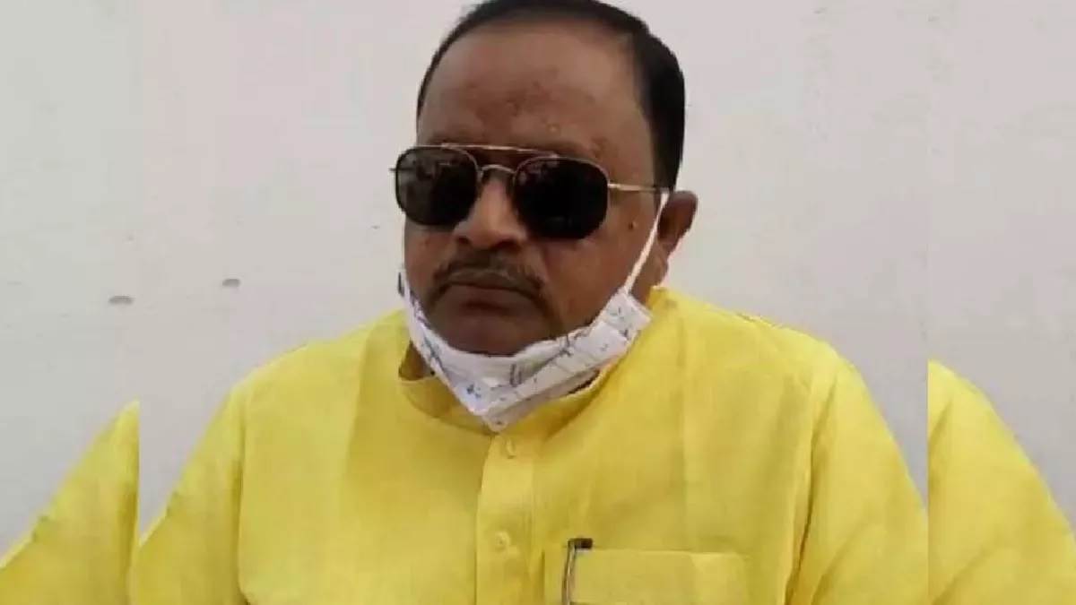https://www.jagranimages.com/images/newimg/08032024/08_03_2024-gopal_mandal_23669856.jpg