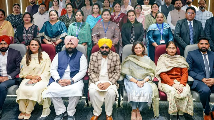 International Womens Day 2025: महिला दिवस पर CM मान का बड़ा एलान।