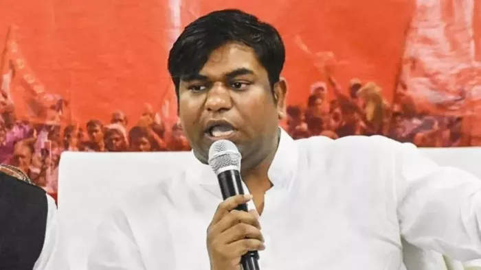 बाबाओं के धर्म और कर्म को लेकर बोले मुकेश सहनी