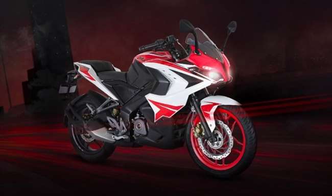 Bajaj Pulsar RS200 BS6 vs TVS Apache RTR 180 Price ...