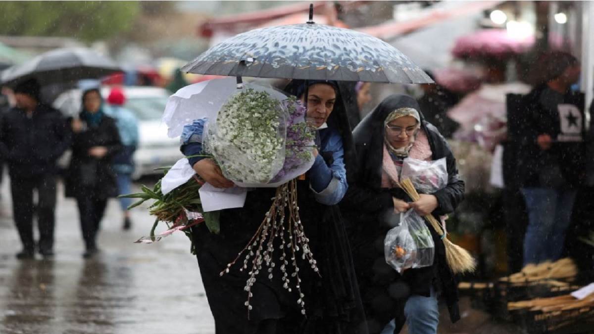 https://www.jagranimages.com/images/newimg/08042023/08_04_2023-iran_23380147.jpg