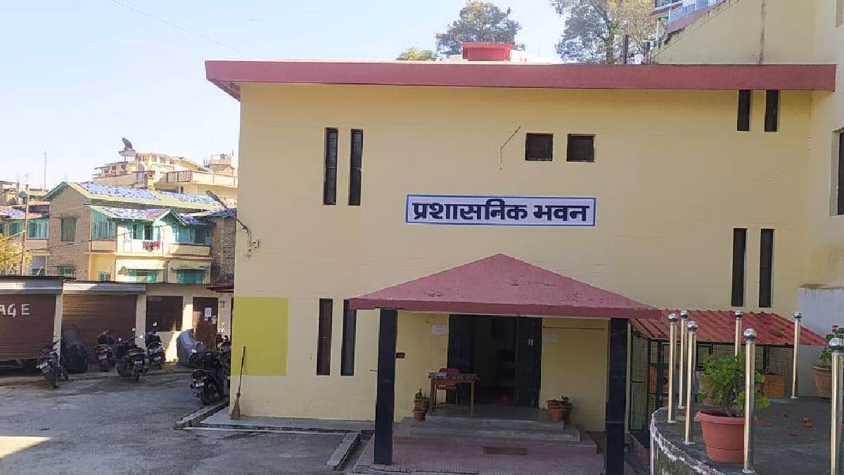 https://www.jagranimages.com/images/newimg/08042024/08_04_2024-admission_23692708.jpg