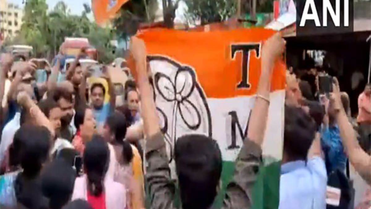 wb scuffle breaks out between tmc and bjp workers in paschim bardhaman
