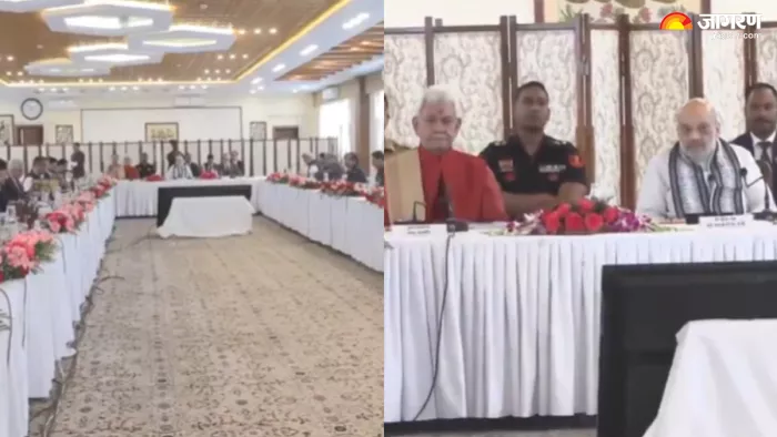 जम्मू-कश्मीर में अधिकारियों के साथ सुरक्षा समीक्षा बैठक करते हुए गृह मंत्री अमित शाह।