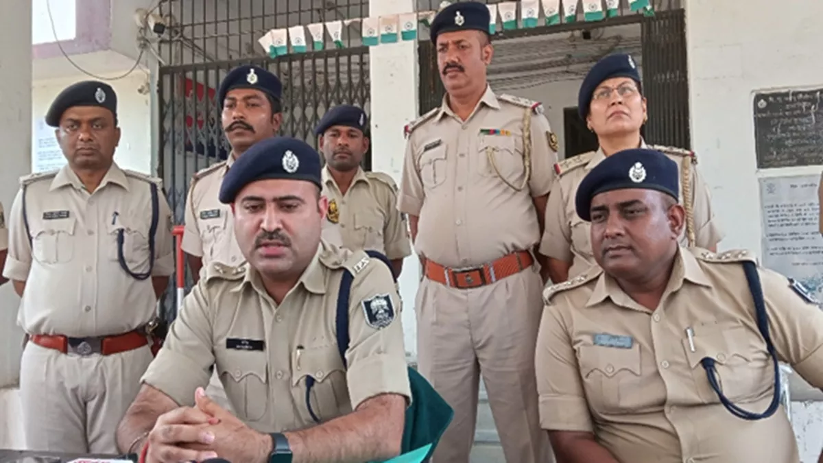 Begusarai News: बखरी एसिड कांड का 24 घंटे में हुआ खुलासा, 2 गिरफ्तार; एकतरफा प्यार का एंगल आया सामने