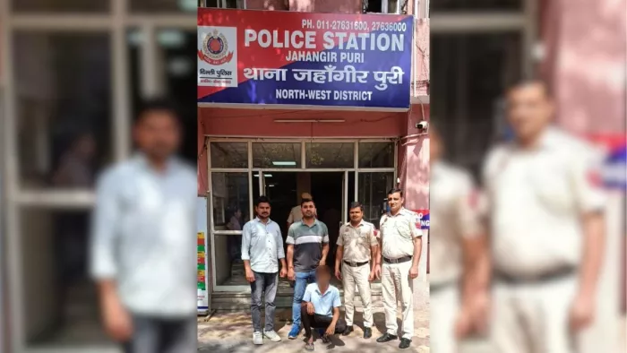 पिस्टल लहराते हुए इंटरनेट मीडिया पर डालता था वीडियो, पकड़ा गया। फोटो जागरण