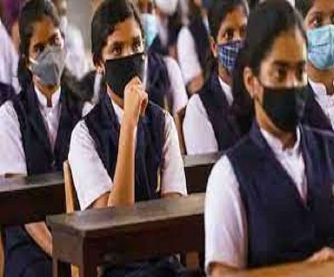 CBSE Exams 2021: सीबीएसई के 9वीं से लेकर 12वीं तक के छात्र-छात्राएं जरूर पढ़ें यह खबर
