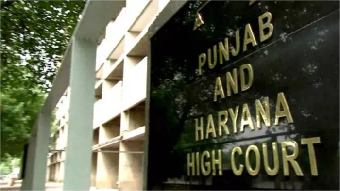 केंद्र सरकार के जनप्रतिनिधि एक्ट में संशोधन को हाई कोर्ट में चुनौती