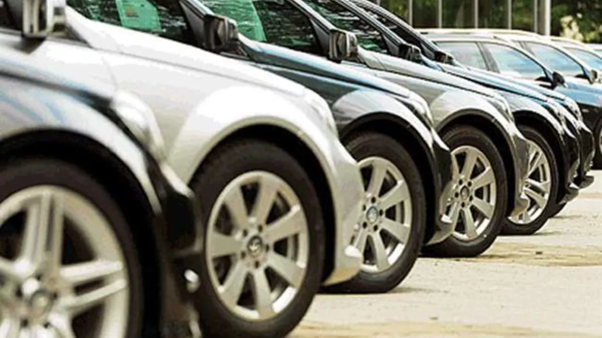 Vehicle Sales: April 2024 में वाहनों की बिक्री में हुई कितनी बढ़ोतरी, FADA ने जारी की रिपोर्ट