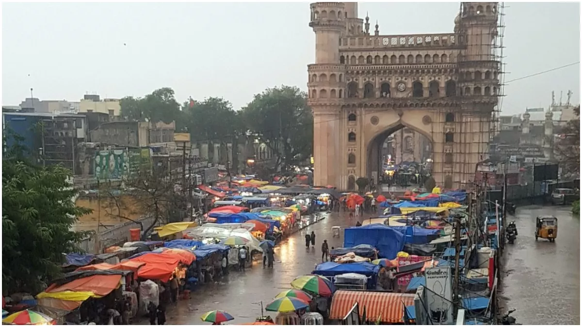 Hyderabad Rain: हैदराबाद में आसमान से आफत बनकर गिरी बारिश, निर्माणाधीन अपार्टमेंट की दीवार ढही; सात लोगों की मौत