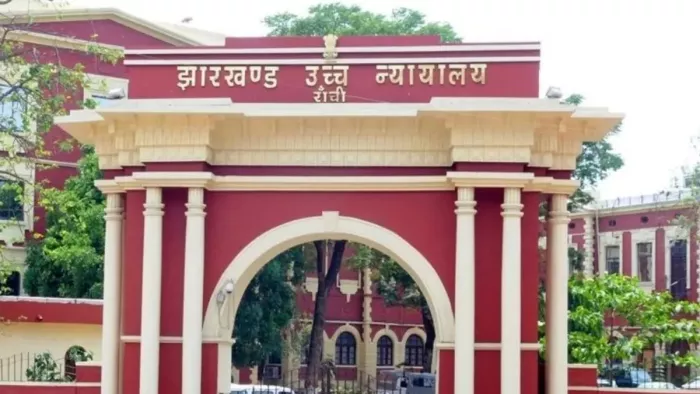 'सुरक्षा उपकरण इस्तेमाल नहीं करने पर हादसे के लिए प्रबंधन जिम्मेदार नहीं', हाईकोर्ट की टिप्पणी (फाइल फोटो)