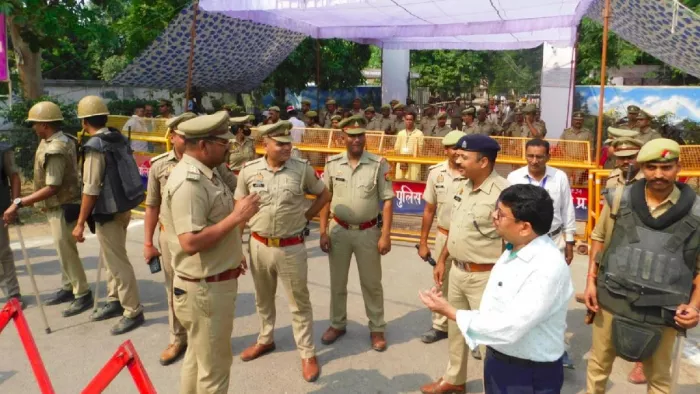सलेमपुर सीट से भाजपा प्रत्याशी ने किया नामांकन