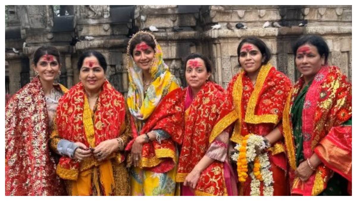 shilpa shetty perform puja at kamakhya temple with mother raj kundra missing