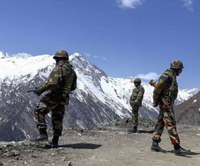 करीब 2 दर्जन चीनी फाइटर जेट कर रहे अभ्यास, भारत रख रहा नजर