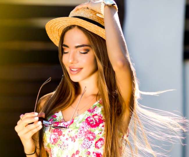 https://www.jagranimages.com/images/newimg/08062021/08_06_2021-glowing_skin_lady_21718734.jpg