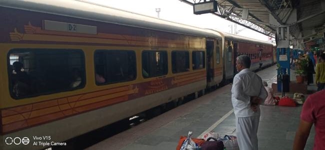 maurya express started running after converting into lhb coach