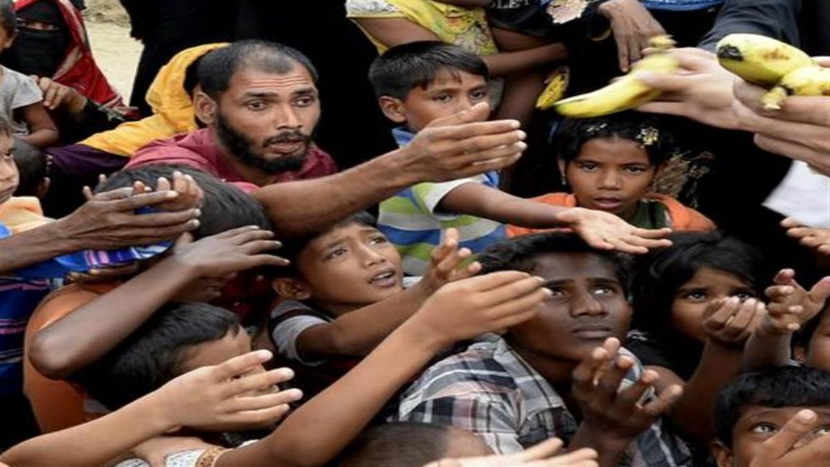 विश्व बैंक (World Bank) ने कहा है कि वैश्विक अर्थव्यवस्था पर रूस यूक्रेन युद्ध की दोहरी मार पड़ी है।