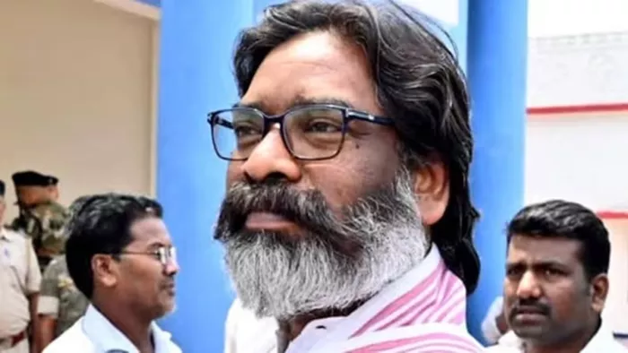 जमीन घोटाले मामले में हेमंत सोरेन पर एक्शन तेज (जागरण)