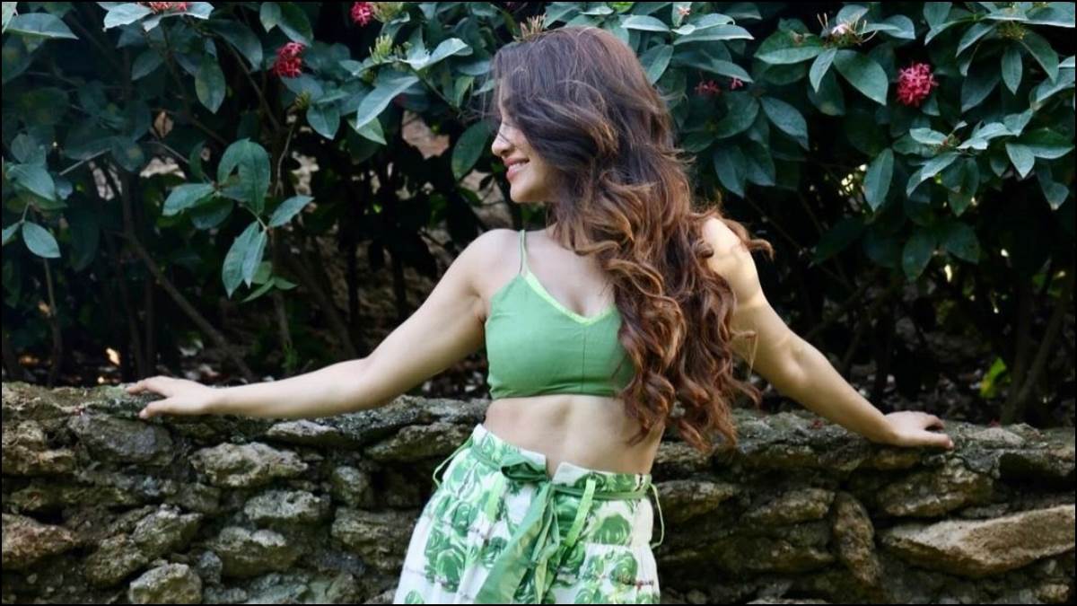 https://www.jagranimages.com/images/newimg/08062024/08_06_2024-shivangi_joshi_on_bigg_boss_ott_3_23734888.jpg