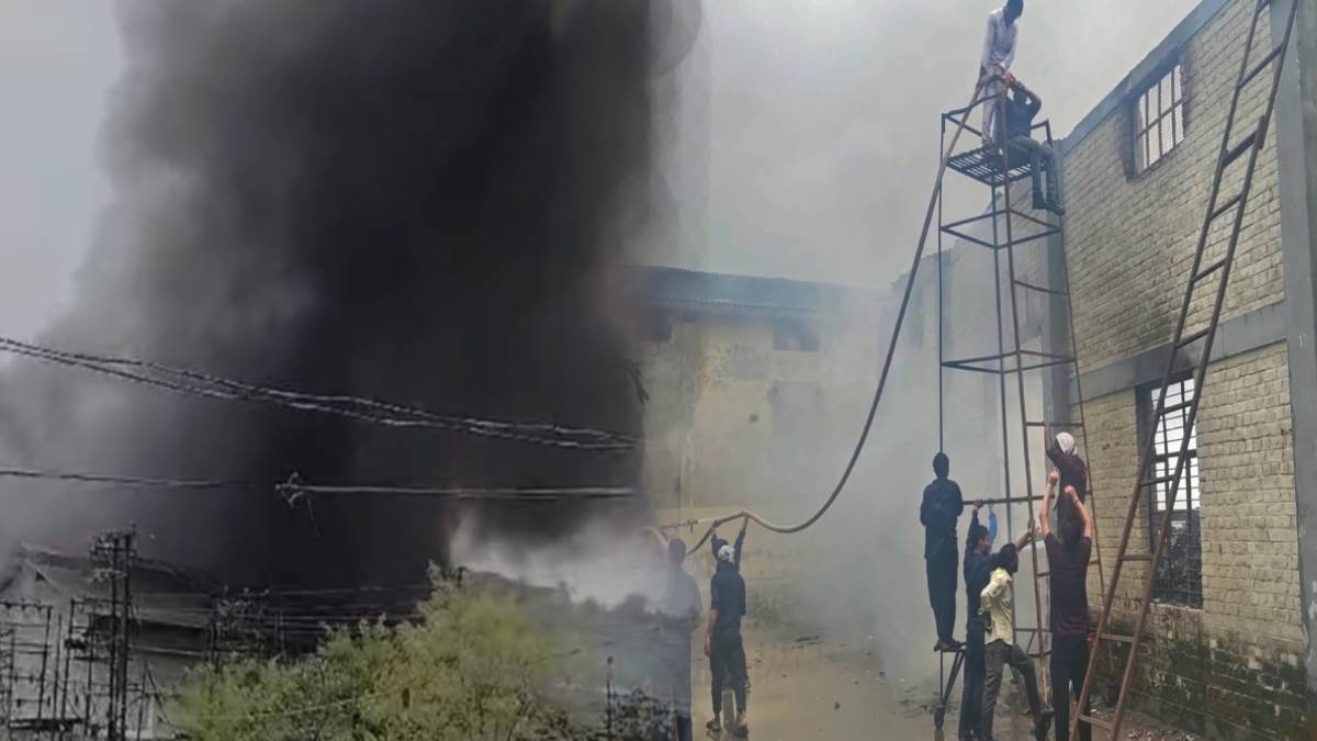 massive fire in two warehouses in moginand sirmaur fire department personnel brought it under control