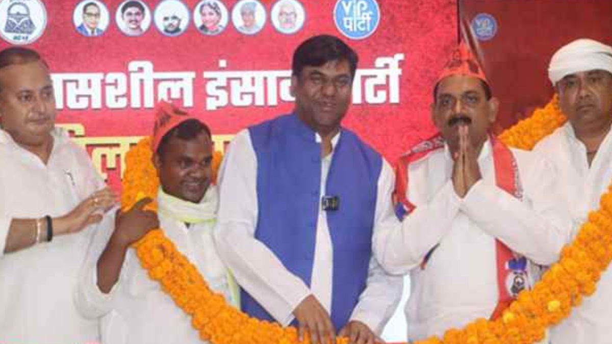https://www.jagranimages.com/images/newimg/08062025/08_06_2025-bihar_politics_33_23959037.jpg