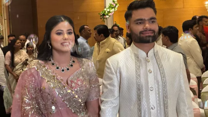 Rinku-Priya Engagement Photo: एक-दूजे के हुए रिंकू-प्रिया