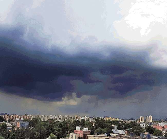 Gurugram Weather Forecast: गुरुग्राम में मौसम हुआ सुहावना, तेज हवा के साथ हो सकती है बारिश