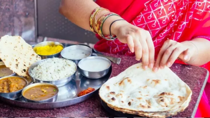 सावन में बदला होटल और रेस्तरां का मेन्यू फोटो 111 -होटल और रेस्तरां के मेन्यू में शामिल हुआ सात्विक भोजन