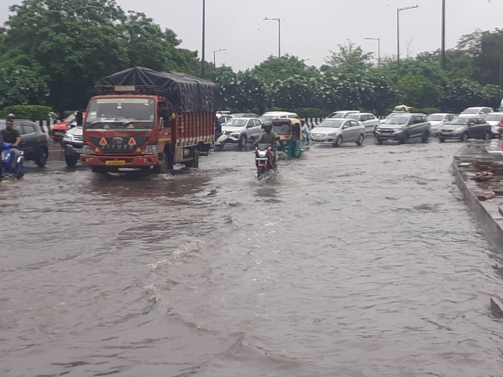 Noida Rains