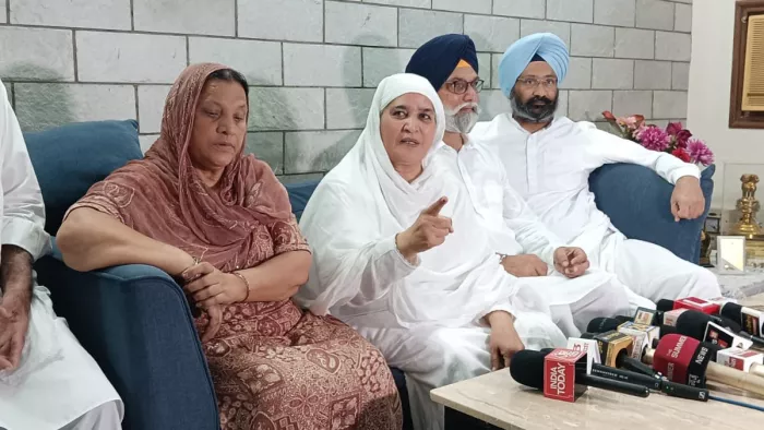 बीबी जगीर कौर ने सुखबीर सिंह बादल के खिलाफ मोर्चा खोला