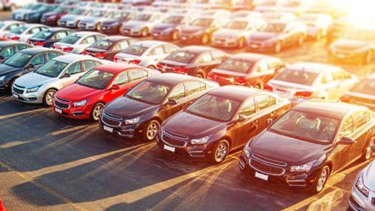 https://www.jagranimages.com/images/newimg/08072025/08_07_2025-auto_retail_sales_india_23978993.jpg