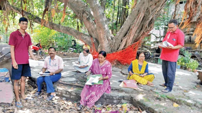 चुनाव आयोग की अपील के बावजूद मतदाताओं में उदासीनता देखी गई। फाइल फोटो