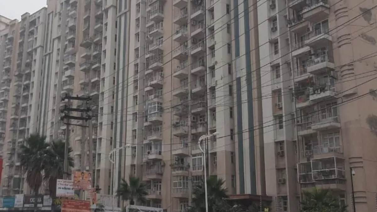 ncr faridabad student suicide jumps from 13th floor of srs residency