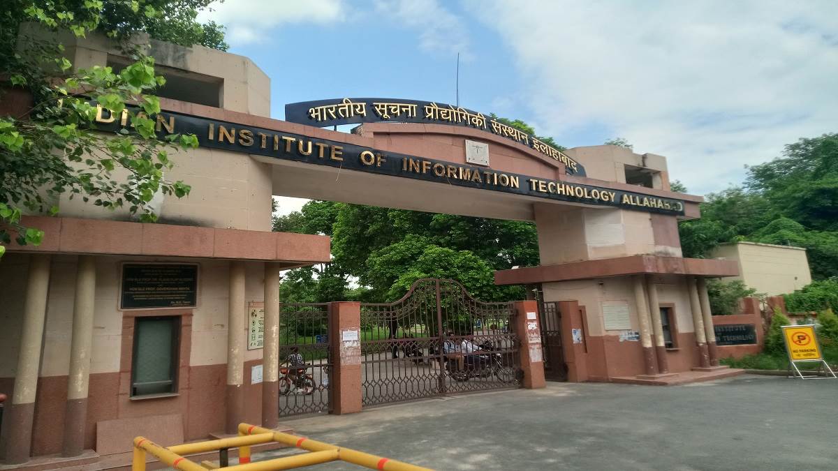 https://www.jagranimages.com/images/newimg/08072025/08_07_2025-iit_alld_23978854.jpg