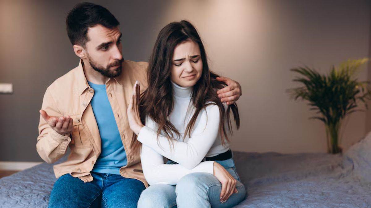 https://www.jagranimages.com/images/newimg/08072025/08_07_2025-over_caring_in_relationships_23978056.jpg