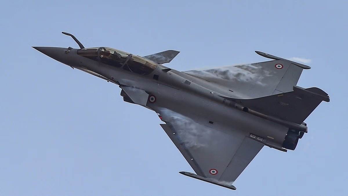 https://www.jagranimages.com/images/newimg/08072025/08_07_2025-rafale_2_23978435_135225784.jpg