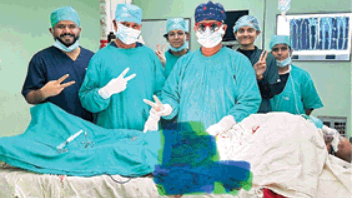https://www.jagranimages.com/images/newimg/08072025/08_07_2025-sn_doctor_23978226.jpg