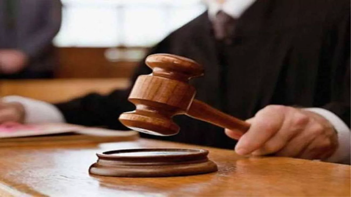 Allahabad High Court: अवमानना मामले में माध्यमिक शिक्षा निदेशक को आदेश पालन का अंतिम अवसर