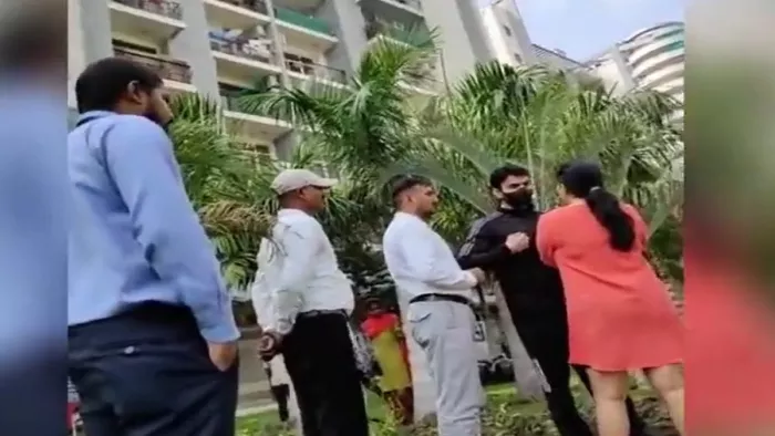 Shrikant Tyagi Case: पुलिस की गिरफ्त से अब ज्यादा दूर नहीं श्रीकांत त्यागी, हापुड़ टोल से कार बरामद