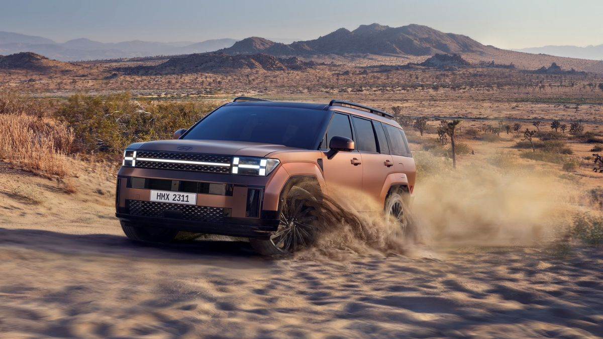 https://www.jagranimages.com/images/newimg/08082023/08_08_2023-hyundai_santa_fe__23495469.jpg