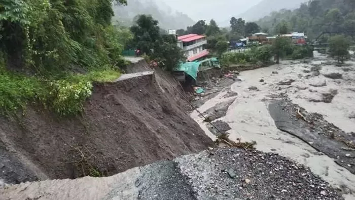 हिमाचल में बादल फटने से मृतकों की संख्या 22 हुई