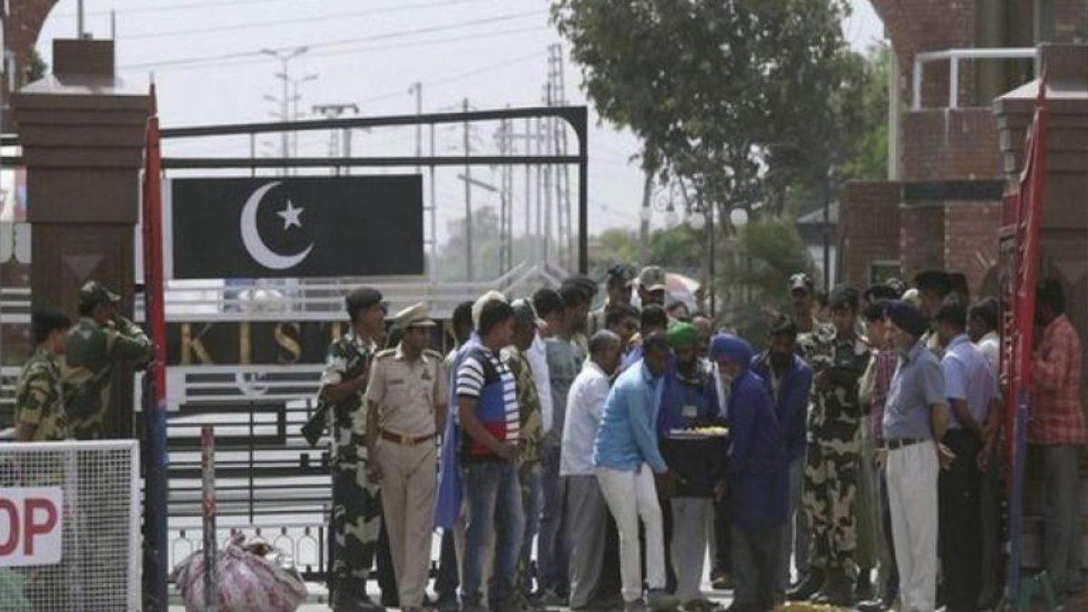 twenty one hindus came to india after migrating from pakistan