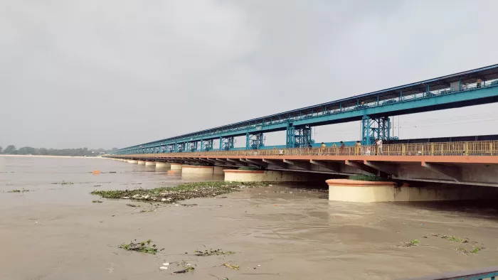 बाढ़ में डूबा राजमार्ग, मुजफ्फरनगर-बिजनौर का संपर्क टूटा