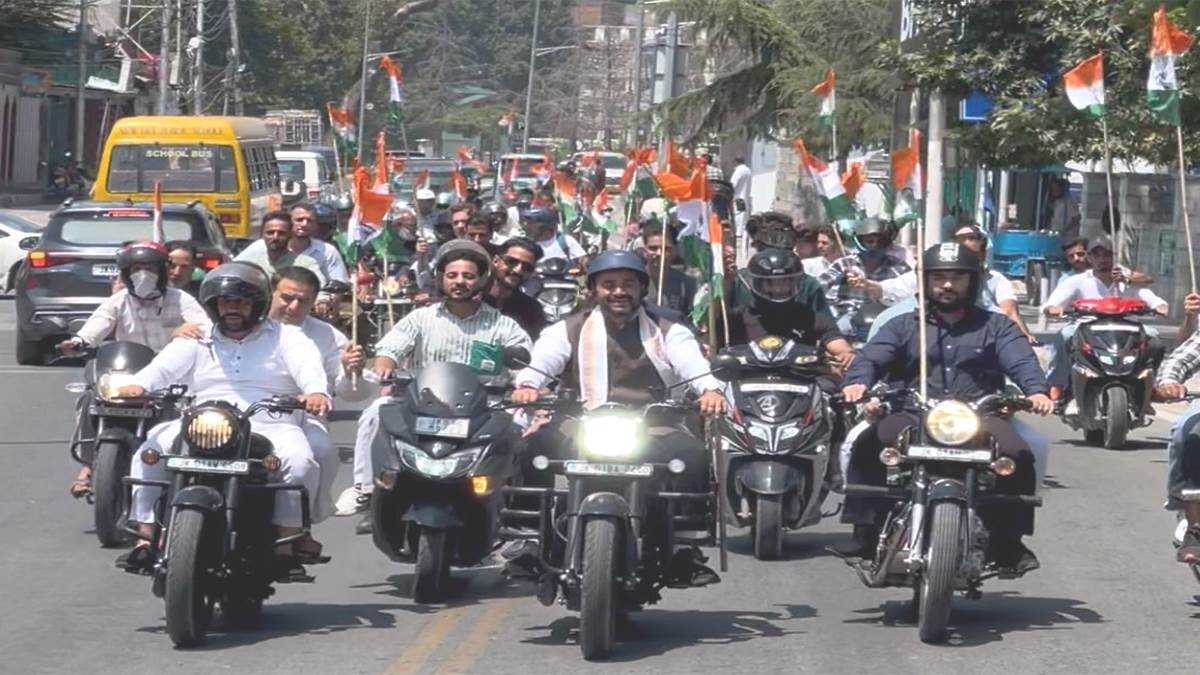 https://www.jagranimages.com/images/newimg/08082025/08_08_2025-bjp_rally_in_kashmir_24007649.jpg