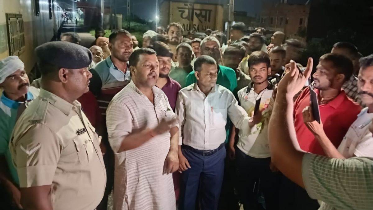 patna kurla express stoppage at chausa station after 5 years