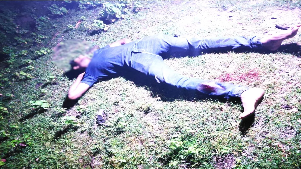 मीरजापुर में जिला बदर अपराधी गांव में रह रहा था छिपकर, पुल‍िस मुठभेड़ में हुआ घायल