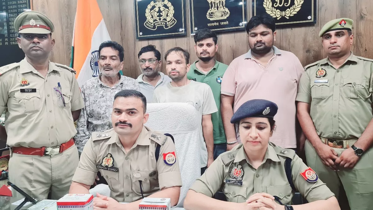 रिफाइंड-डालडा-परफ्यूम मिलाकर तैयार करते थे देसी घी, दिल्ली-NCR समेत इन जिलों में हो रही थी सप्लाई; ऐसे करते थे पैकेजिंग